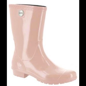 Brand new, never been worn UGG Sienna rain boots